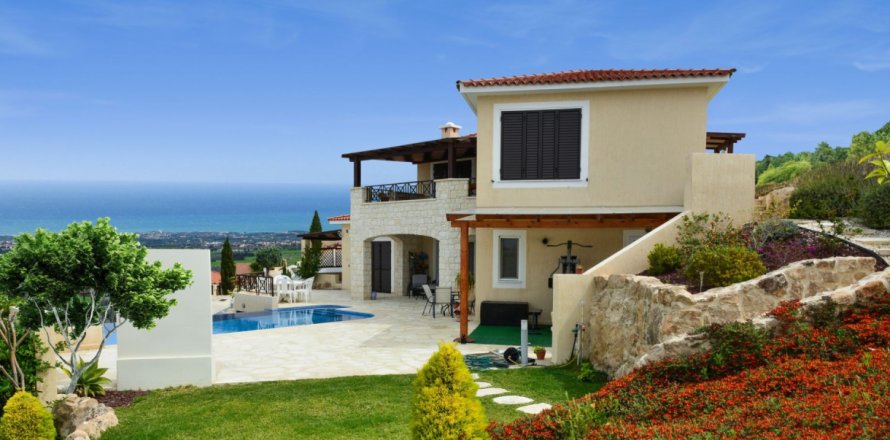 3 bedrooms Villa in Paphos, Cyprus No. 37670