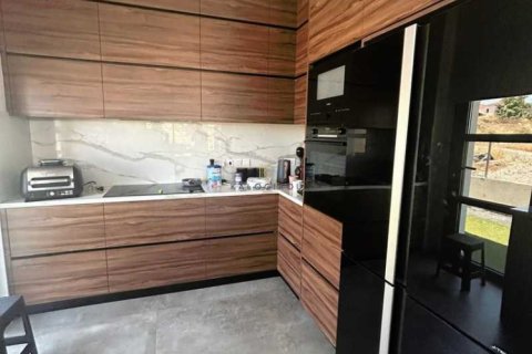 6 dormitorios House en Aradippou, Cyprus No. 39324 9