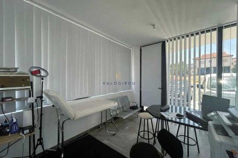 6 dormitorios House en Aradippou, Cyprus No. 39324 15