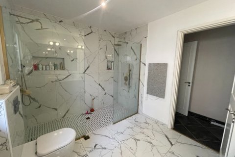 4 bedrooms Villa in Limassol, Cyprus No. 37657 13