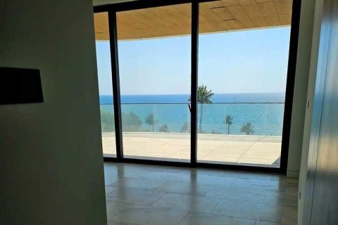 2 bedrooms Apartment in Parekklisia, Cyprus No. 81417 5