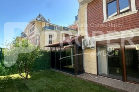 5 rooms Villa in Dao Huu Canh, Vietnam No. 12652 14