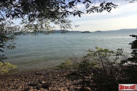 1704908m² Land in Phang Nga, Thailand No. 95960 8