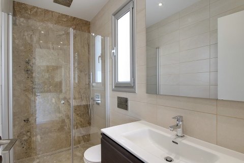 3 bedrooms House in Geroskípou, Cyprus No. 37265 5