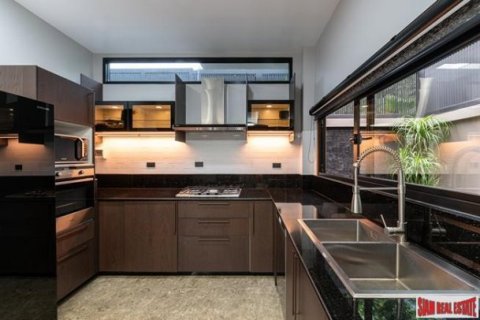 2 bedrooms Villa in Rawai, Thailand No. 96389 12