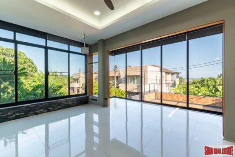 2 bedrooms Villa in Rawai, Thailand No. 96389 15