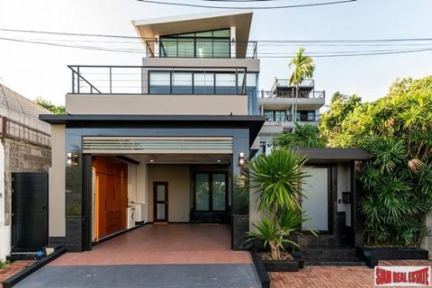 2 bedrooms Villa in Rawai, Thailand No. 96389 21