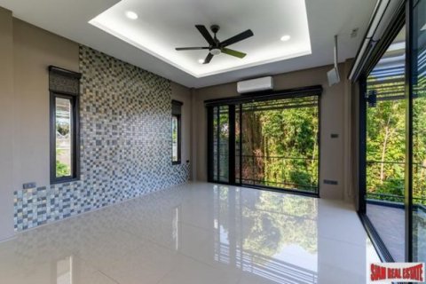 2 bedrooms Villa in Rawai, Thailand No. 96389 19