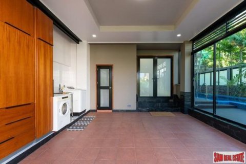 2 bedrooms Villa in Rawai, Thailand No. 96389 22