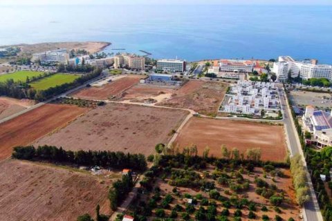 3 bedrooms House in Geroskípou, Cyprus No. 63530 12