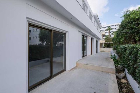 6 bedrooms House in Strovolos, Cyprus No. 40109 13