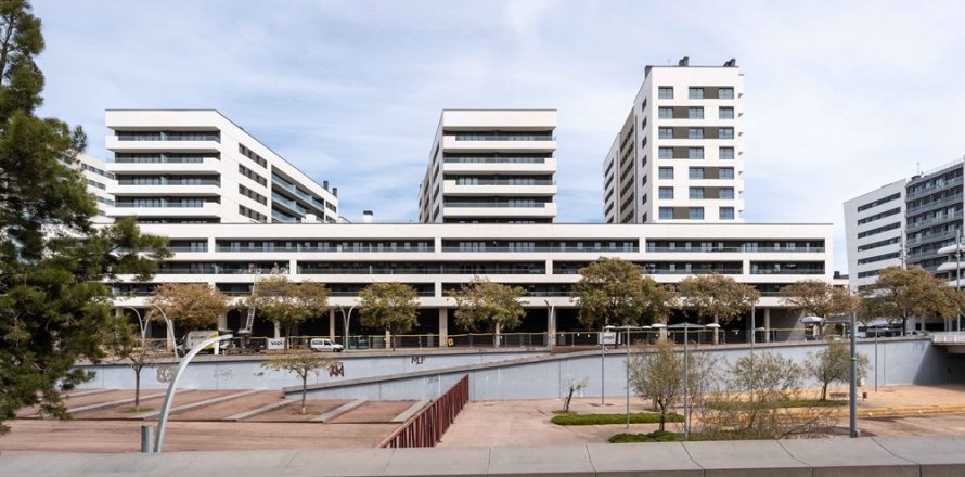 3 chambres Appartement à Barcelona, Spain No. 112477