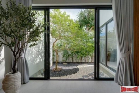 3 bedrooms Villa in Phuket, Thailand No. 96402 6