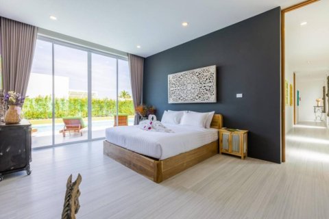 4 bedrooms Villa in Hua Hin, Thailand No. 97292 15