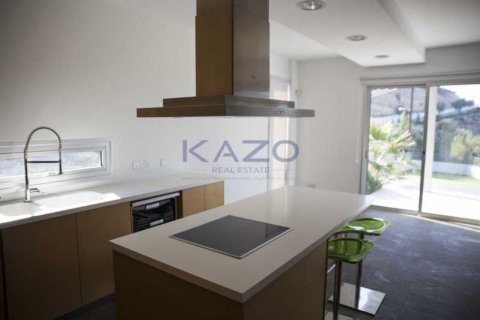 6 bedrooms House in Mesa Geitonia, Cyprus No. 63402 5