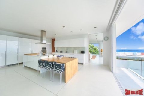 4 bedrooms Villa in Ko Samui, Thailand No. 96736 8