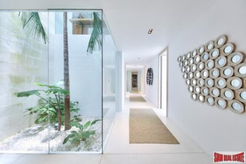 4 bedrooms Villa in Ko Samui, Thailand No. 96736 7