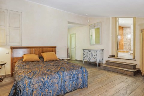 9 bedrooms Villa in Grasse, France No. 68903 8