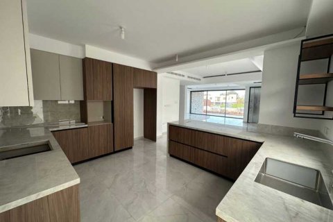 4 bedrooms House in Geroskípou, Cyprus No. 81402 14