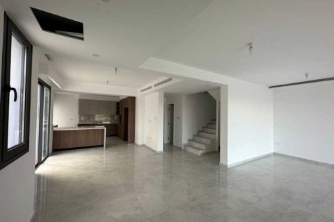 4 bedrooms House in Geroskípou, Cyprus No. 81402 9