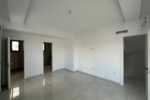 4 bedrooms House in Geroskípou, Cyprus No. 81402 2