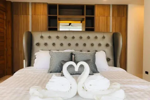 3 bedrooms Villa on the Chaweng Beach, Thailand No. 3025 7