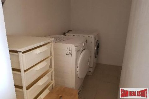 2 bedrooms House in Bangkok, Thailand No. 96745 7