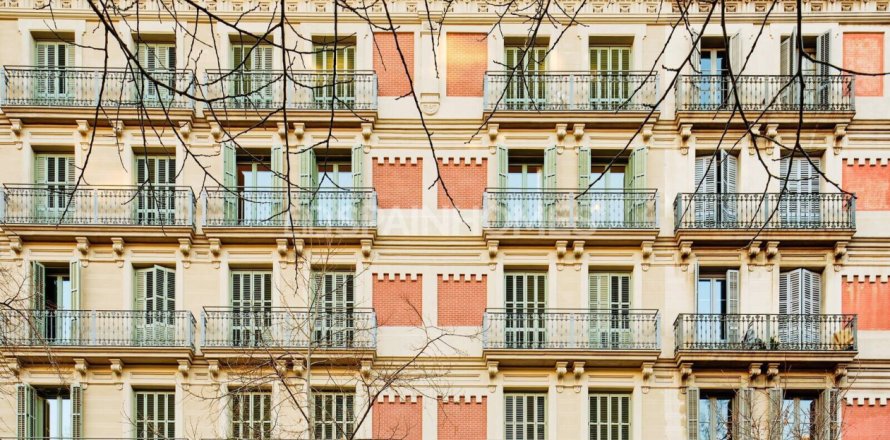 2 chambres Penthouse à Barcelona, Spain No. 125344