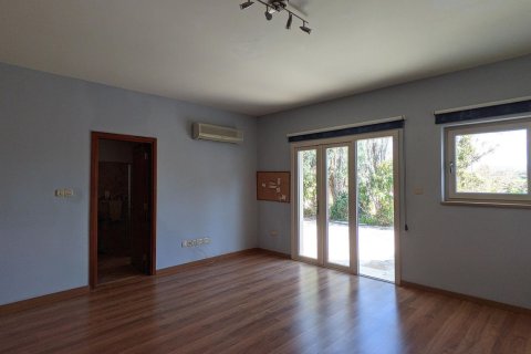 4 bedrooms House in Paphos, Cyprus No. 75926 14