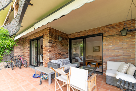 4 dormitorios  en Thanh Son, Vietnam No. 26953 2