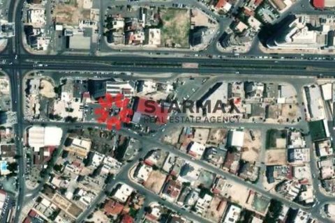 Commercial property in Larnaca, Cyprus No. 82536 1