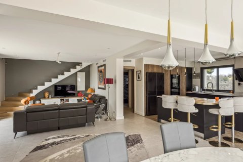 7 bedrooms Villa in Saint-Paul-de-Vence, France No. 99753 2