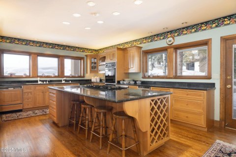 7 bedrooms House in Edwards, USA No. 83145 7