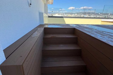 3 bedrooms Penthouse in Limassol, Cyprus No. 104098 10