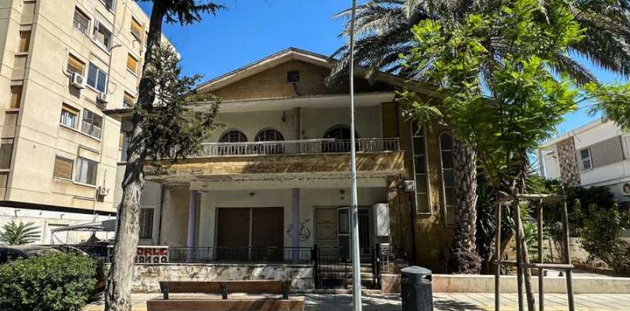 6 dormitorios House en Nicosia, Cyprus No. 100695