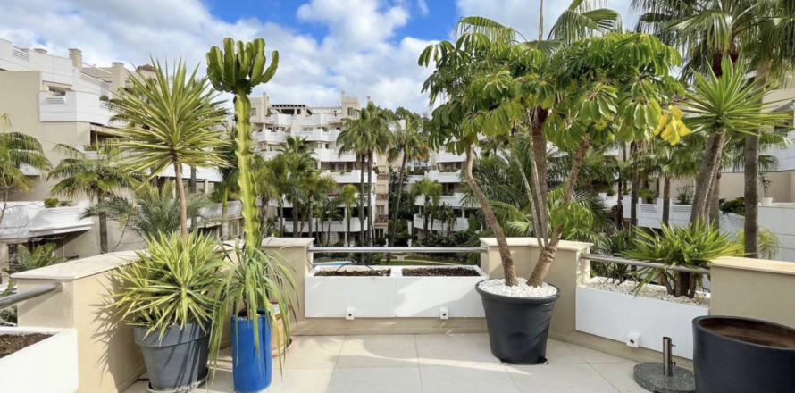 3 dormitorios Apartment en Tan Xuan, Vietnam No. 83974