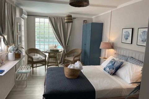 4 bedrooms House in Artemida, Greece No. 110153 9