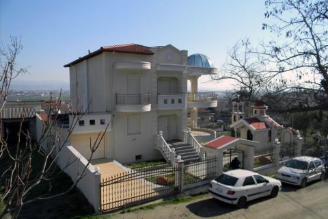 380m² Villa in Thessaloniki, Greece No. 60529 1