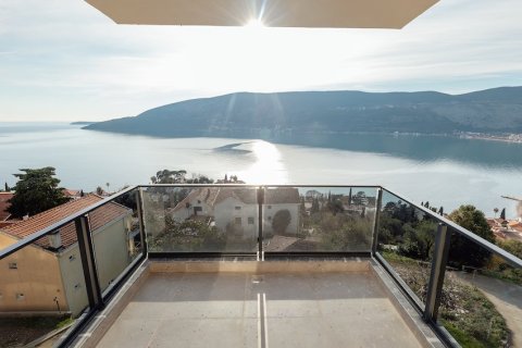 3 bedrooms Apartment in Herceg Novi, Montenegro No. 104791 1