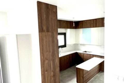 3 bedrooms Villa in Pyrgos, Cyprus No. 79037 5