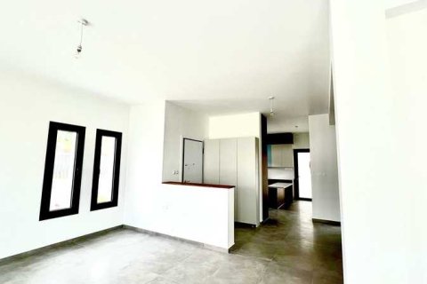 3 bedrooms Villa in Pyrgos, Cyprus No. 79037 4