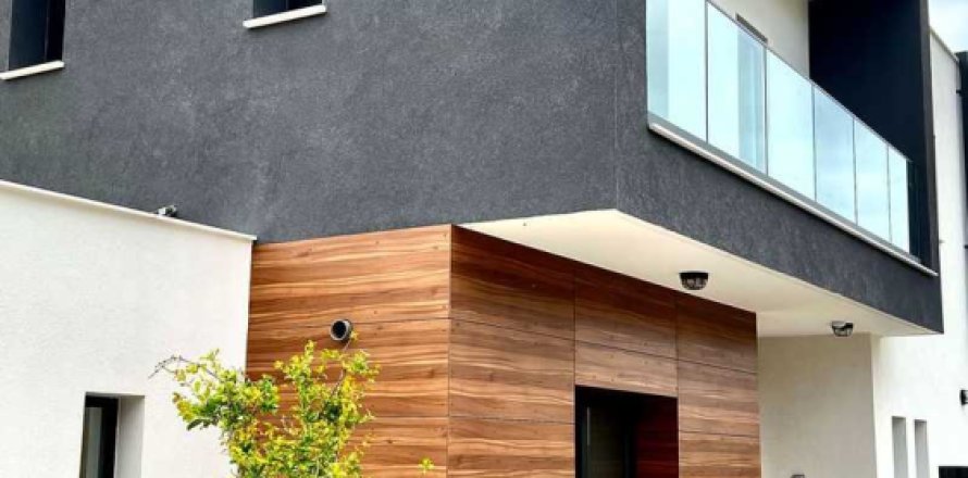 3 bedrooms Villa in Pyrgos, Cyprus No. 79037