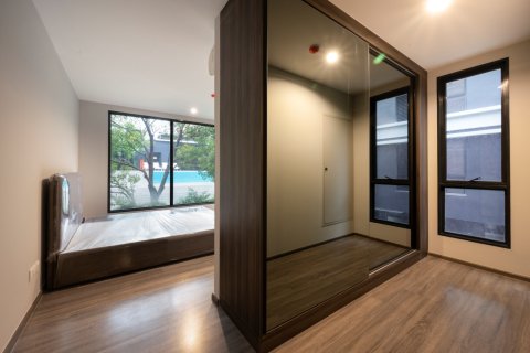 Кондоминиум  с 2 спальнями в Бангкок, Таиланд №98293 16