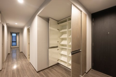 Кондоминиум  с 2 спальнями в Бангкок, Таиланд №98293 24