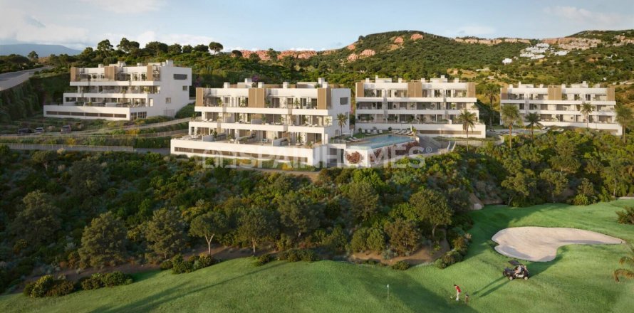 2 bedrooms Penthouse in Mijas, Spain No. 109937