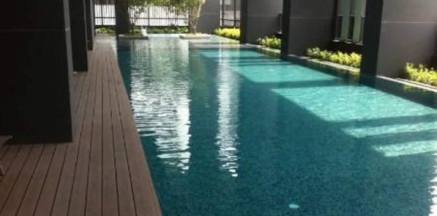 3 dormitorios Apartment en Bangkok, Thailand No. 95805