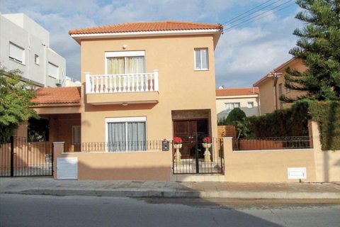 3 bedrooms Villa in Limassol, Cyprus No. 105660 1