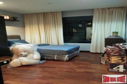 3 bedrooms Apartment in Bangkok, Thailand No. 95812 12