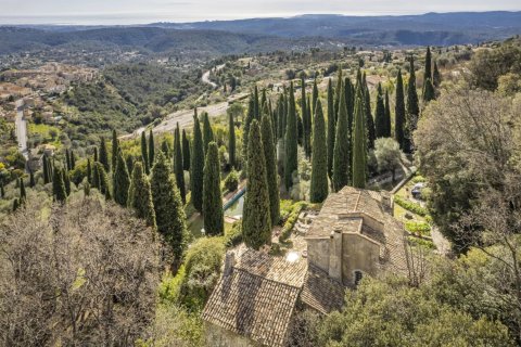 5 dormitorios Villa en Tourrettes-sur-Loup, France No. 69084 6