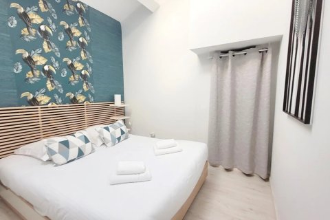 2 dormitorios Apartment en Cannes, France No. 83476 7